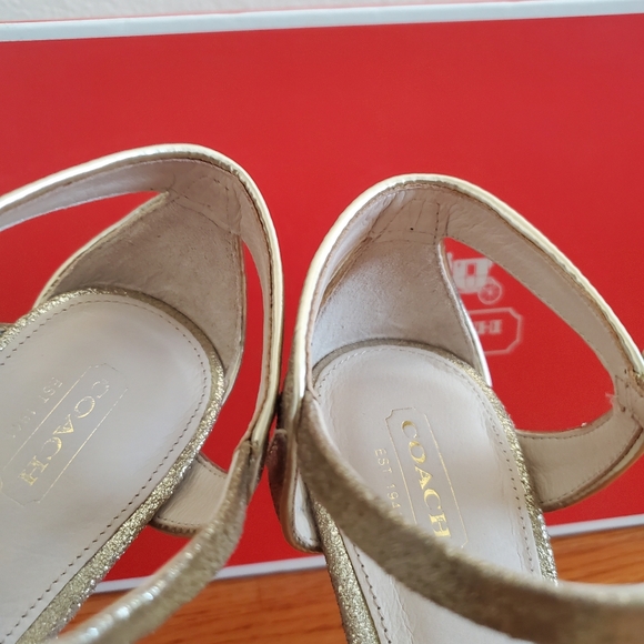 Coach Daylan Gold Dusted Leather Strappy High Heels Women's Shoe Size 8.5 - Picture 16 of 16